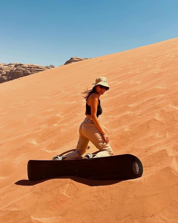 Wadi Rum Rose Luxury Camp ภายนอก รูปภาพ