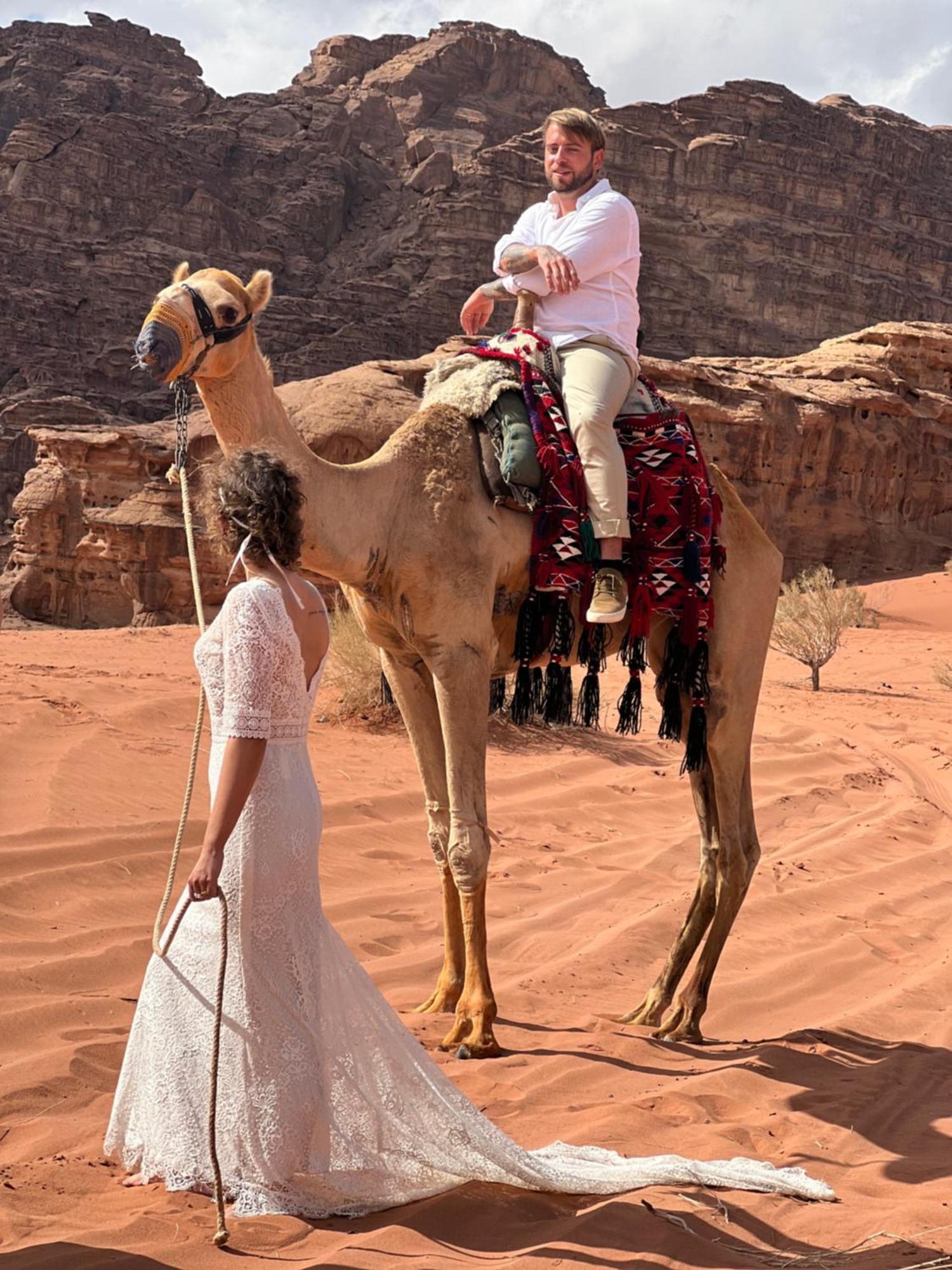 Wadi Rum Rose Luxury Camp ภายนอก รูปภาพ