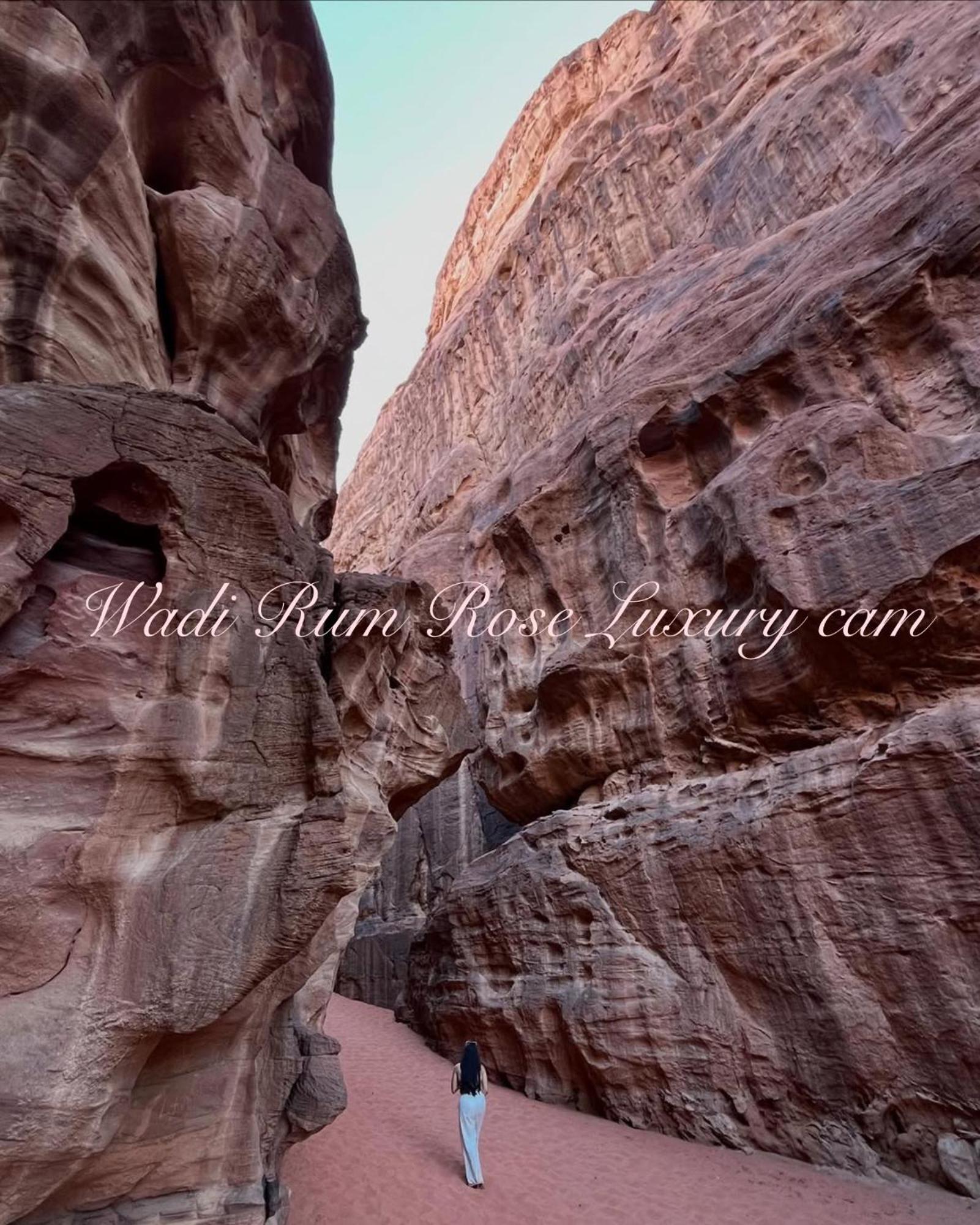 Wadi Rum Rose Luxury Camp ภายนอก รูปภาพ