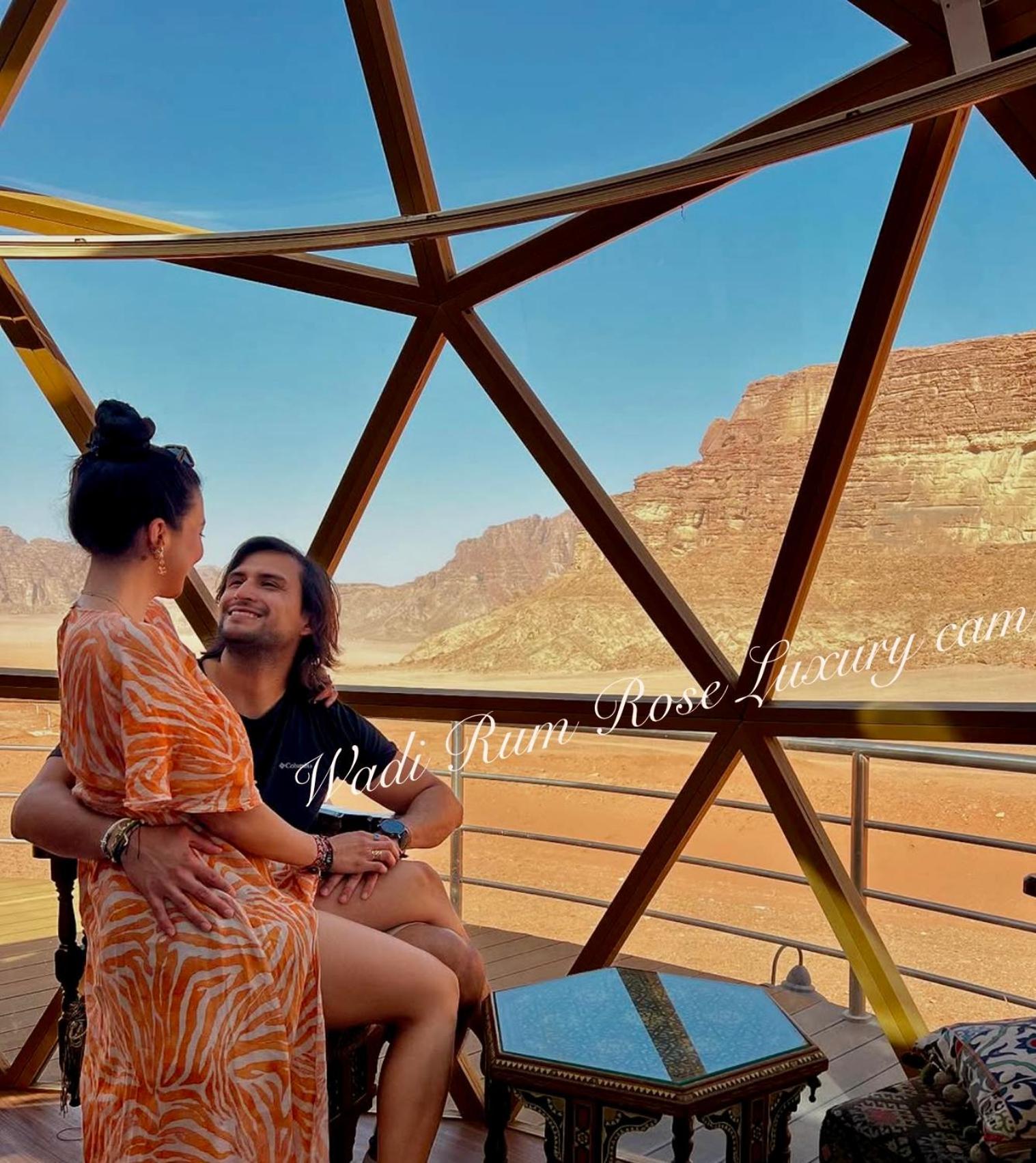 Wadi Rum Rose Luxury Camp ภายนอก รูปภาพ
