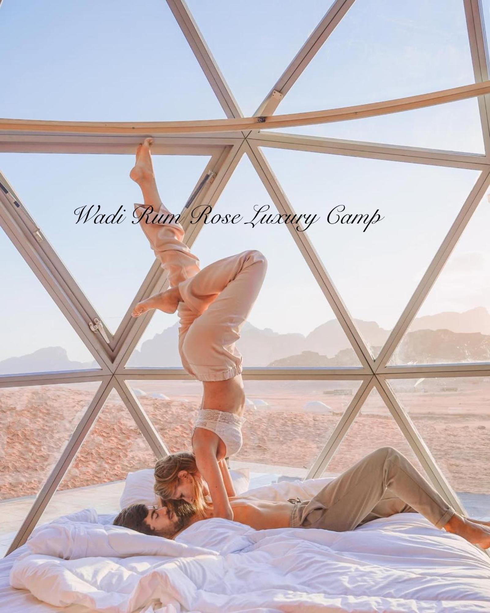 Wadi Rum Rose Luxury Camp ภายนอก รูปภาพ