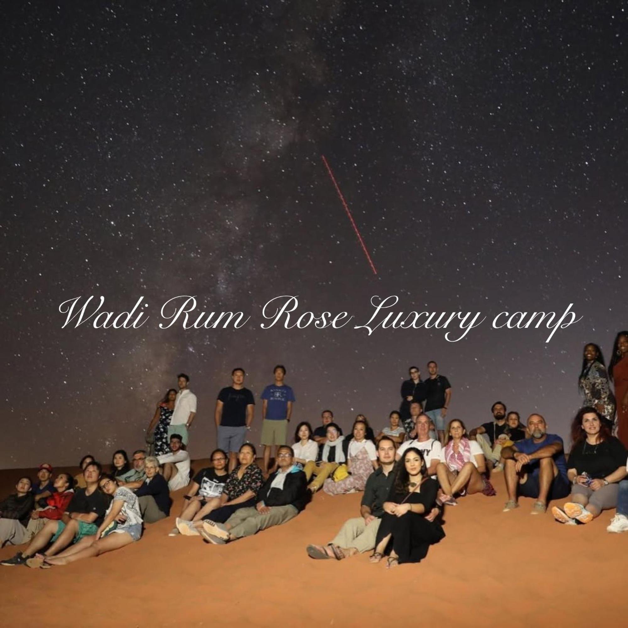 Wadi Rum Rose Luxury Camp ภายนอก รูปภาพ